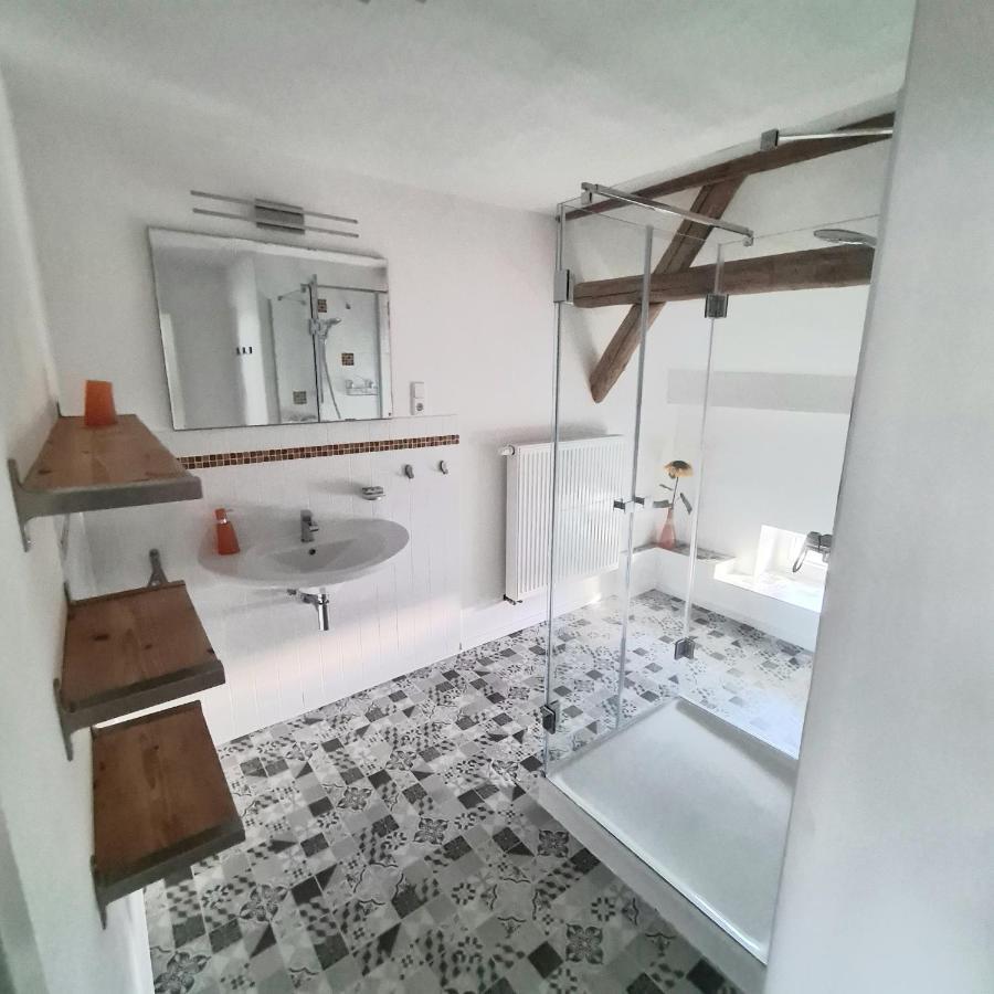 Gaestezimmer Treuen - Bed & Breakfast Экстерьер фото